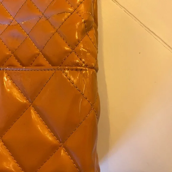 CHANEL North South in The Business Tote - Picture 9 of 16